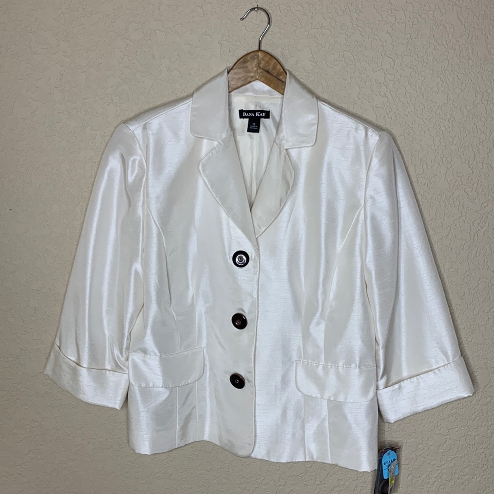 Dana Kay Blazer Cream NWT